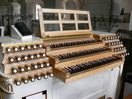 Organ case